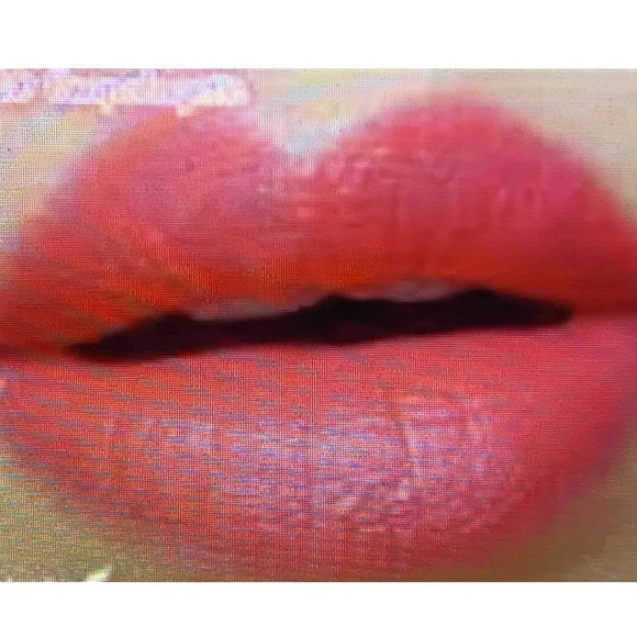 Revlon Matte Lip Balm Crayon 220 Showy Flamboyant - Picture 4 of 6